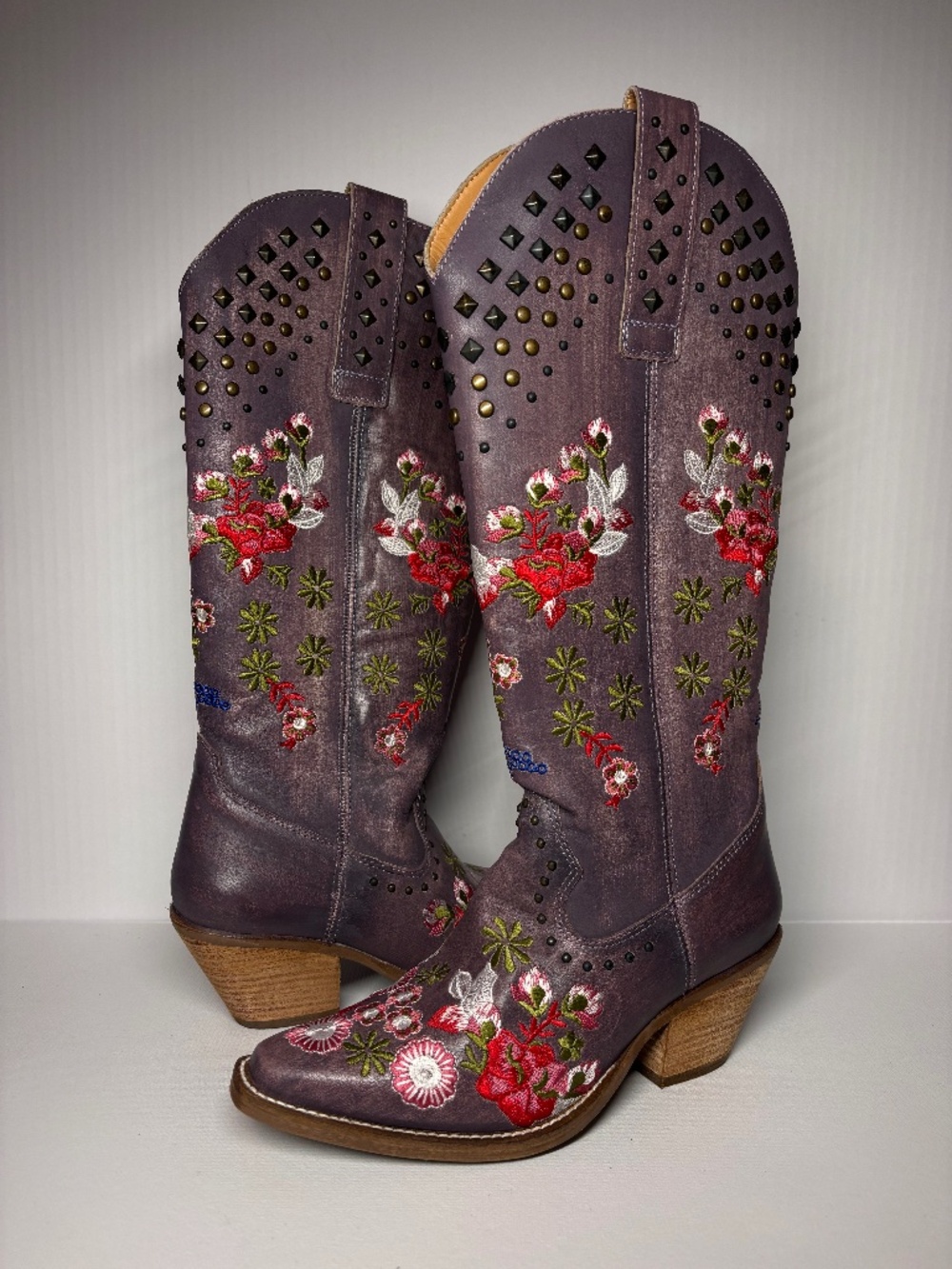 Dingo Lavender Floral Embroidered Leather Cowboy Boots Studded Western Size 6